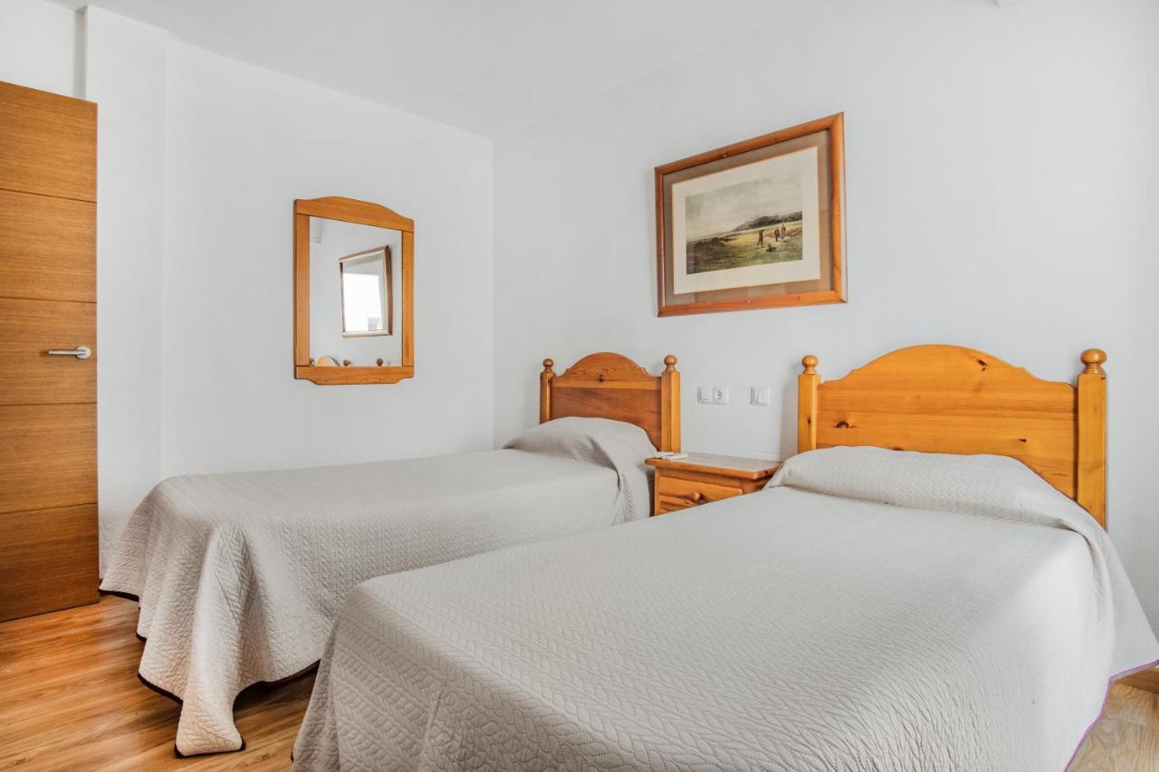 Duquesa Harbour Club Aparthotel Manilva Esterno foto