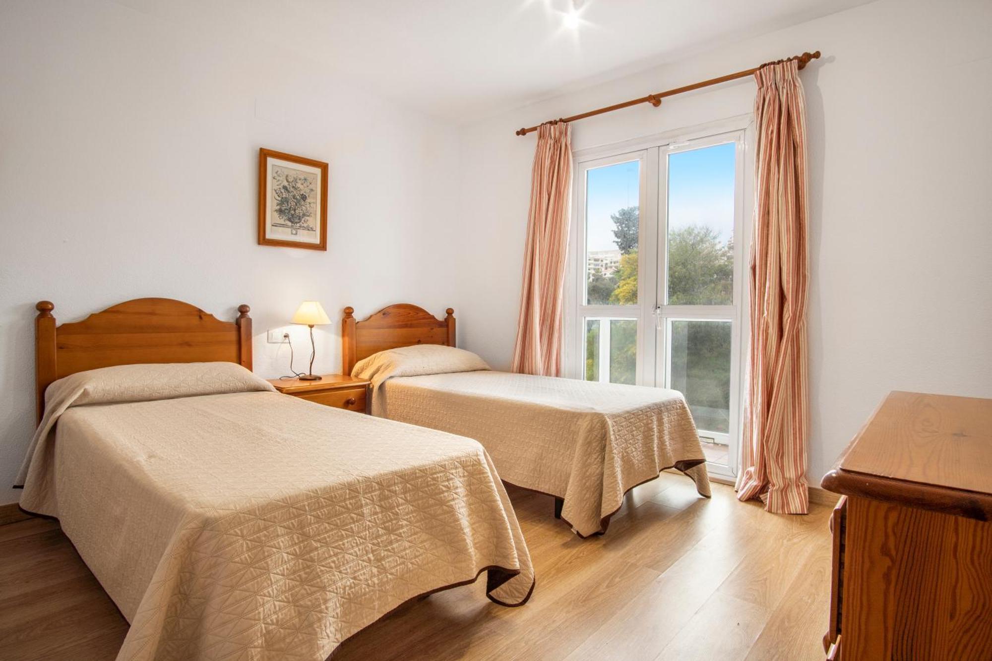 Duquesa Harbour Club Aparthotel Manilva Esterno foto