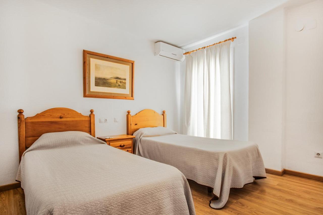 Duquesa Harbour Club Aparthotel Manilva Esterno foto