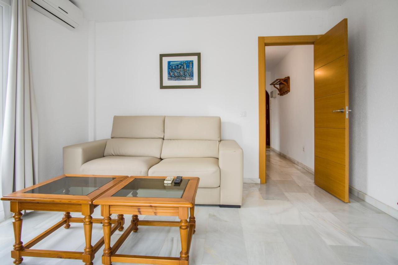 Duquesa Harbour Club Aparthotel Manilva Esterno foto