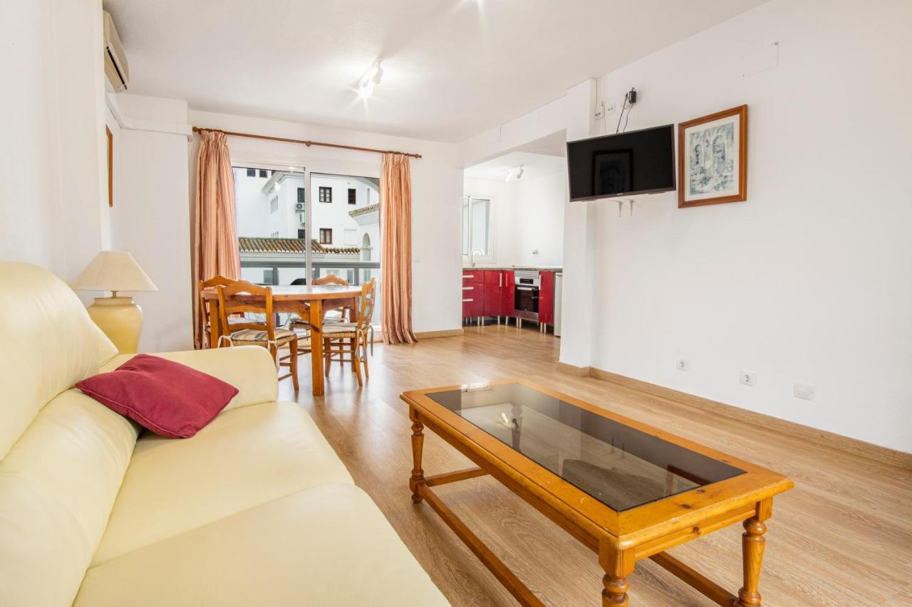 Duquesa Harbour Club Aparthotel Manilva Esterno foto